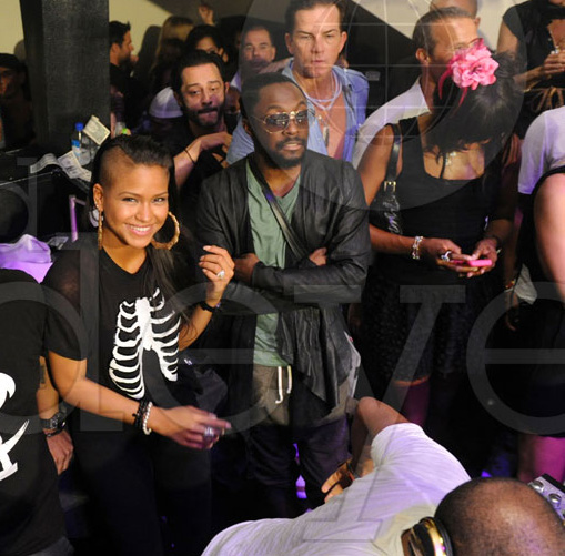 Diddy, Cassie & Naomi Campbell Party It Up In Miami | Entertainment Rundown